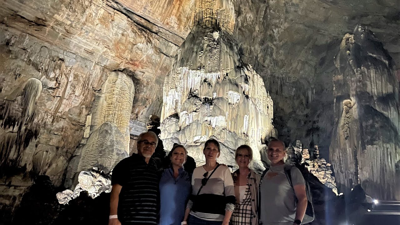 Private driver from Mexico City to Cacahuamilpa Caves: Large cave systems