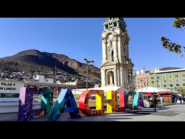 Private driver from Mexico City to Pachuca: Mining history and Clock Monument